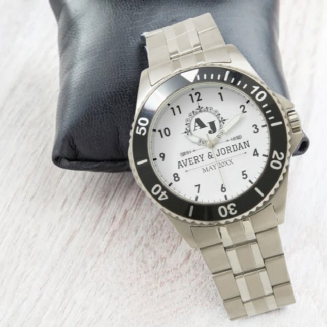 Relógio Luxury Monogram with Elegant Initials White (Criador carregado)