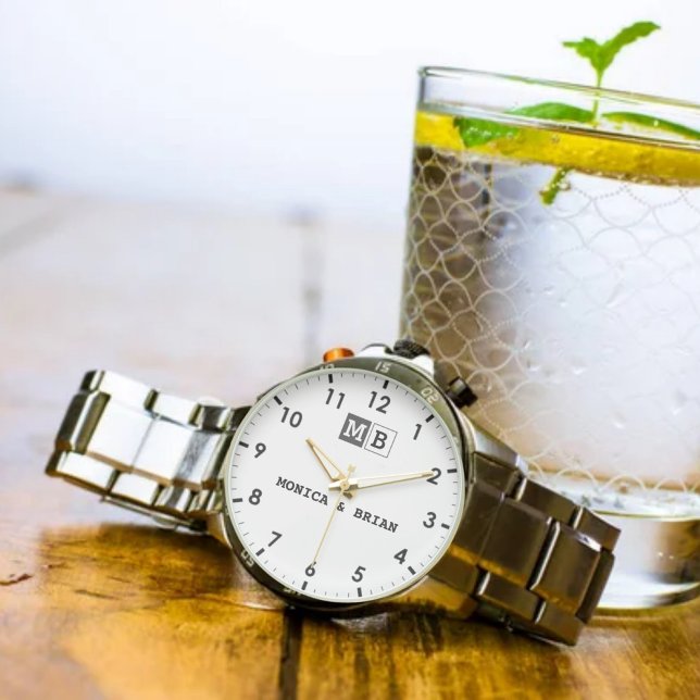 Relógio Luxury romantic couple monogram wedding keepsake  (Criador carregado)