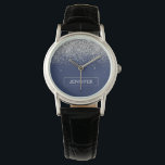 Relógio Marinho de prata Blue Glitter Girly Monographic No<br><div class="desc">Marinho Blue e Silver Sparkle Glitter Monograma Name Watch. Isso faz a formatura perfeita,  aniversário,  casamento,  chá de panela,  aniversário,  chá de fraldas ou presente de festa de solteira para alguém que ama luxo de vidro e estilos quíticos.</div>