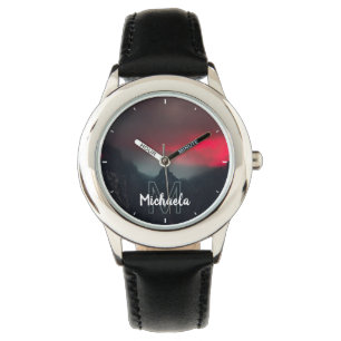 Relógio Monograma de nuvens, neblina e montanhas