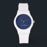 Relógio Monograma marinho Azul e Branco Moderno<br><div class="desc">Apresentando nossa Coleção de Monogramas Modernos Azul e Branco: Eleve sua decoração caseira com nossa sofisticada coleção com um esquema de cores azul e branco do marinho contemporâneo. Cada peça é trabalhada meticulosamente para exudir elegância e estilo, perfeito para adicionar um toque de talento moderno a qualquer sala. Quer você...</div>