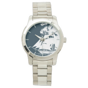 Relógio Náutica de Naves e Nuvens Altas