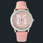 Relógio Nome personalizado e tipografia em negrito monogra<br><div class="desc">Nome personalizado e Monogrammed Bold Typografia Pink Watch.</div>