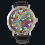 Relógio Padrão do Eterno Bohemian Paisley<br><div class="desc">Um belo motif paisley mostrado aqui em um conjunto harmonioso de tons de joias ricas. A design paisley rastreia suas origens de volta à Pérsia e à Dinastia Sassanid, período que se estende por volta de 221AD. Sua forma distinta, comparada variadamente a uma gota de lágrimas, um rim ou mesmo...</div>