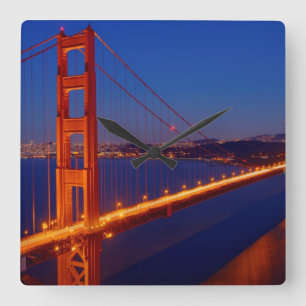 Relógio Quadrado A ponte icónica com San Francisco