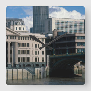 Relógio Quadrado A Torre Nat West 42 A cidade de Londres