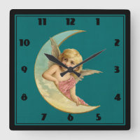 Anjo em uma imagem da lua crescente