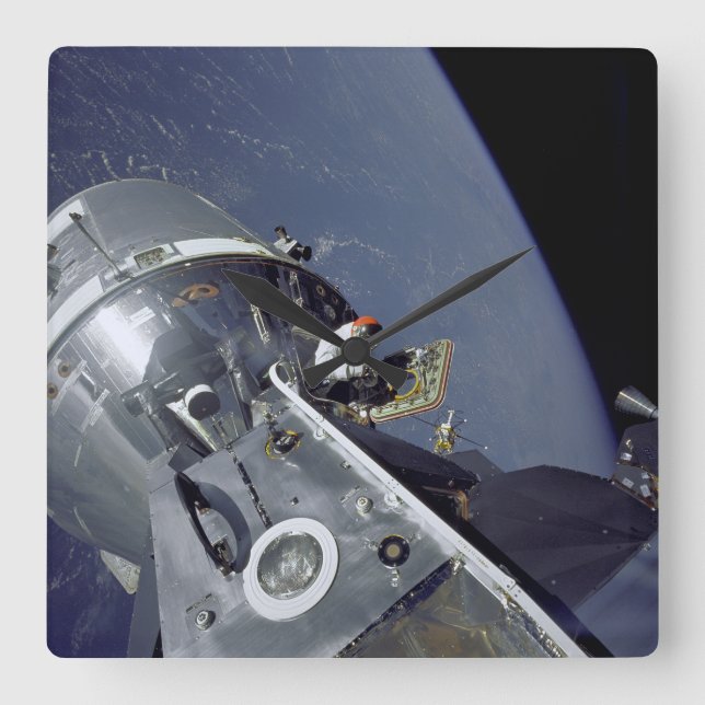 Relógio Quadrado Apollo 9 (Gumdrop Encontra Aranha) (Frente)