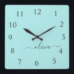 Relógio Quadrado Aqua Blue Teal Script Monograma Girls<br><div class="desc">Relógio de Nome do Monograma do Script Teal Azul Aqua. Isto faz o doce e perfeito aniversário de 16 anos,  casamento,  chá de panela,  aniversário,  chá de fraldas ou festa de solteira presente para alguém que ama luxo de luxo e estilos quíticos.</div>