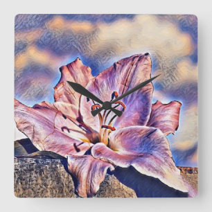Relógio Quadrado Aquarela de Flor Roxo Tropical em um Log