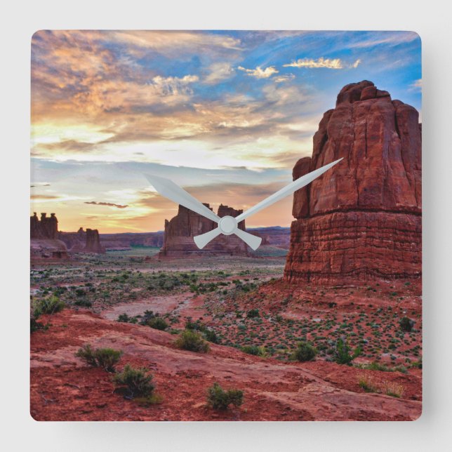 Relógio Quadrado Arcos ao pôr do sol (Frente)