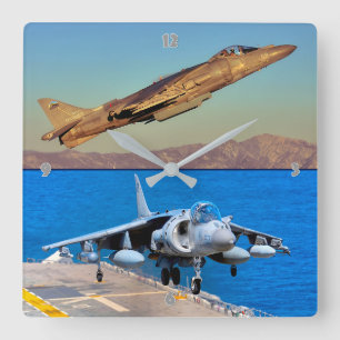 RELÓGIO QUADRADO AV-8B HARRIER II