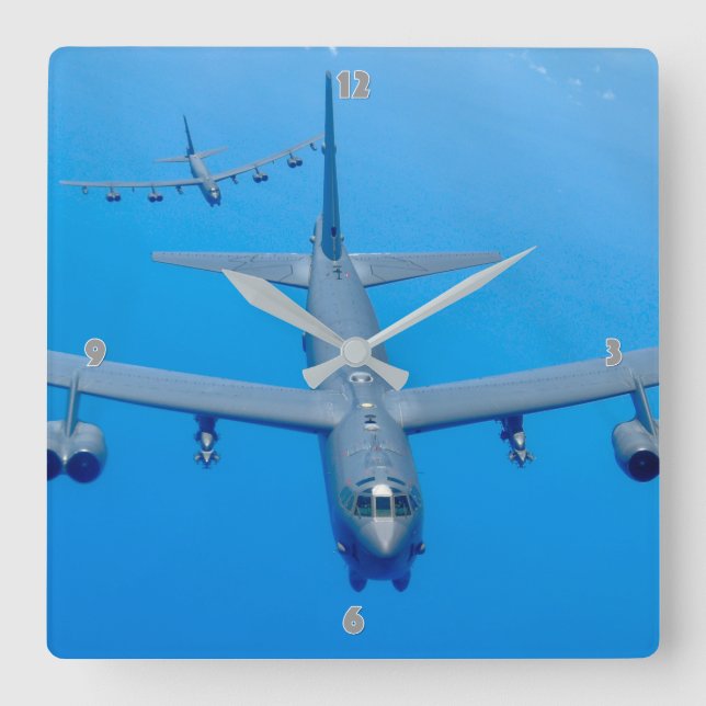 RELÓGIO QUADRADO B-52H ESTRATOFORTRESS (Frente)