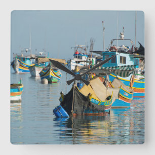 Relógio Quadrado Barcos de pesca malteses Marsaxlokk em Malta