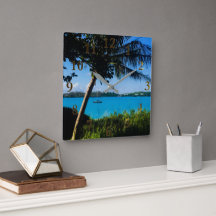Bela Bermudas Beach Boats Wall Clock