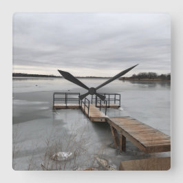 Relógio Quadrado Boca Congelada