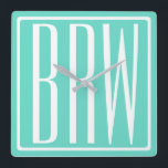 Relógio Quadrado Bold Modern 3 Iniciais Monograma | Branco Em Aqua<br><div class="desc">Clássico,  ousado e moderno.</div>