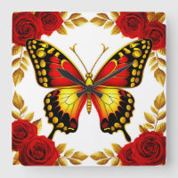 Borboleta Dourada Com Rosas Vermelhas E Folhas Dou