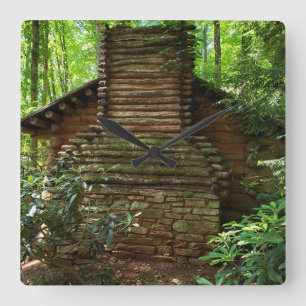 Relógio Quadrado Cabina Nativa Americana Cherokee do século 18