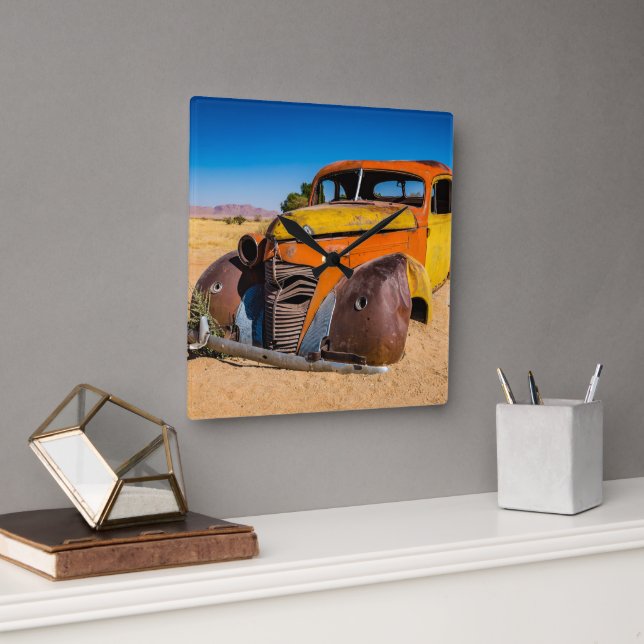 Relógio Quadrado Carro antigo e abandonado em Solitaire, Namíbia (Escritório)