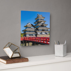 Relógio Quadrado Castelo Matsumoto e ponte