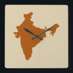 Relógio Quadrado Cinnamon Spice Moods Índia<br><div class="desc">Esboço do mapa da Índia na paleta de cores do humor de especiarias de Emporio Moffa.</div>