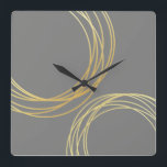 Relógio Quadrado círculos geométricos elegantes de ouro falso moder<br><div class="desc">Design minimalista,  moderno e na moda,  representando círculos de ouro falsos e fundo de cinza.</div>