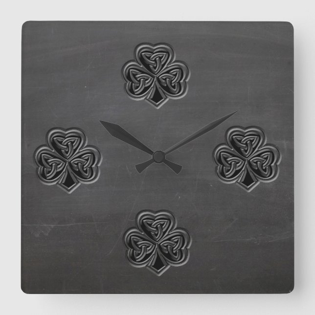 Relógio Quadrado Clássico Chalkboard - Pedra de sorte irlandesa (Frente)