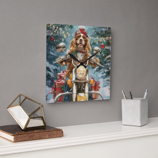 Relógio Quadrado Cocker Spaniel Dog Andando na Motocicleta (Escritório)