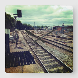 Relógio Quadrado Comboios no depósito