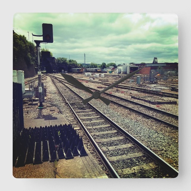 Relógio Quadrado Comboios no depósito (Frente)