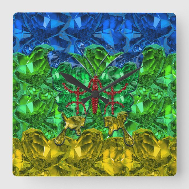 Relógio Quadrado Corações e borboletas ao fundo da bandeira Amazigh (Frente)