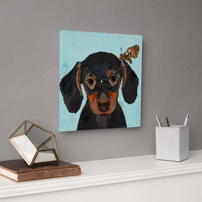 RELÓGIO QUADRADO DACHSHUND E BUTTERFLY (Escritório)