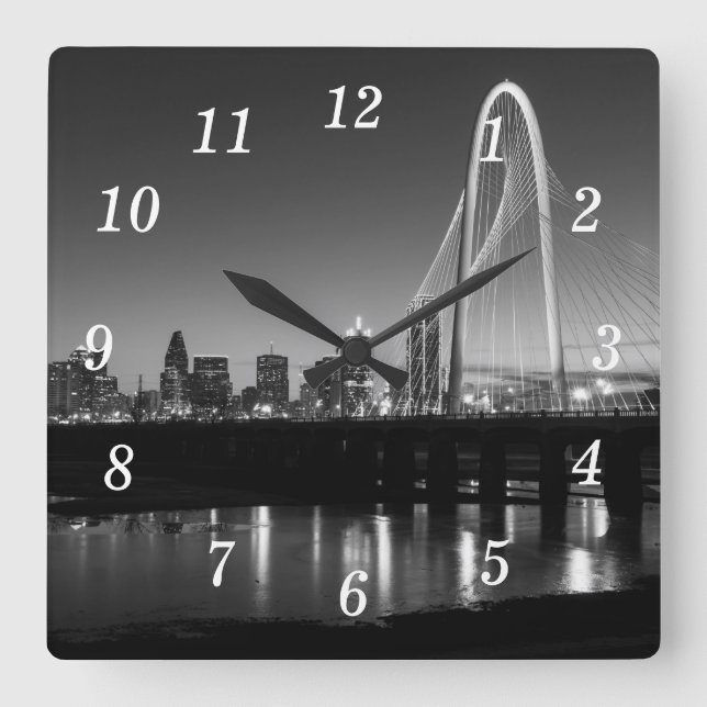 Relógio Quadrado Dallas Skyline Dawn Greyscale Wall Clock (Frente)