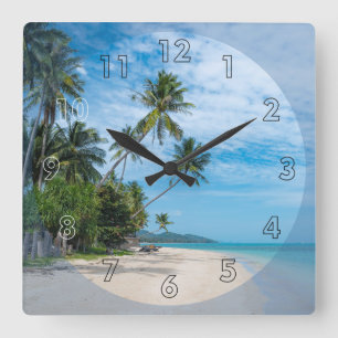 Relógio Quadrado Dia Lindo na Praia