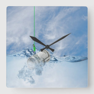 Relógio Quadrado Dinheiro no gancho de peixe