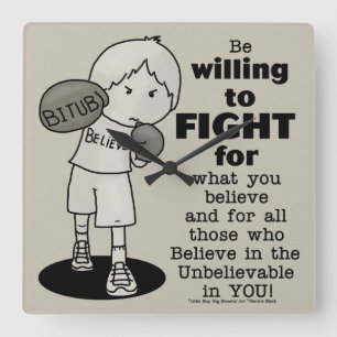 Relógio Quadrado Disposto a Lutar