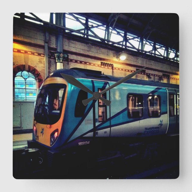 Relógio Quadrado Estação Manchester (Frente)