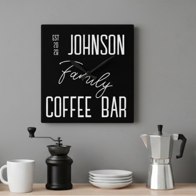 Relógio Quadrado Família Nome Kitchen Black White Wall Clock (Criador carregado)