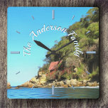 Relógio Quadrado Família Serene Yelapa 0758<br><div class="desc">Pintura "Serene Yelapa 0758" Coleção É hora de se exibir com um relógio de parede quadrada personalizado. Impresso de forma vibrante com a exibição de mais alta qualidade do design. Peça este relógio de parede quadrado personalizado para sua casa ou dê aos amigos e à família como presente. Personalize na...</div>