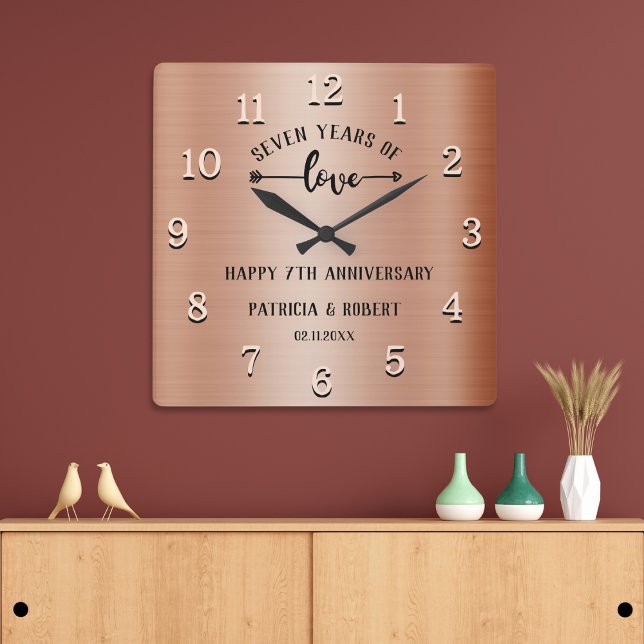 Relógio Quadrado Feliz aniversário de casamento de 7 (Happy 7th Wedding Anniversary Copper Anniversary Square Wall Clock)