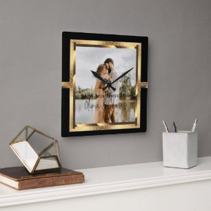 Relógio Quadrado Feliz Aniversário do Ano Personalizado, Preto e Do