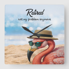 Relógio Quadrado Flamingo aposentado na praia com óculos de chapéu