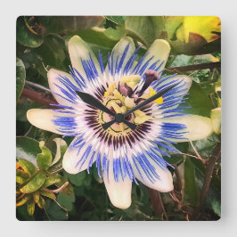 Relógio Quadrado Flor azul e branca