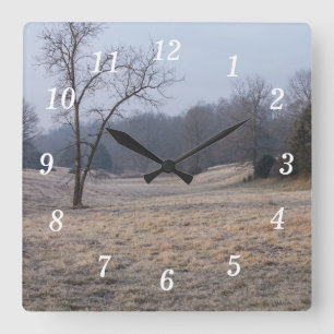 Relógio Quadrado Foggy Meadow Wall Clock