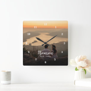 Relógio Quadrado Foto de Casamento Personalizado Monograma