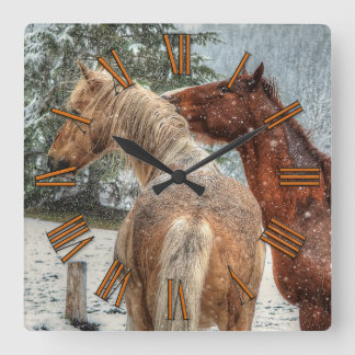 Relógio Quadrado Foto de Red Dun & Palomino Winter Horses Equine
