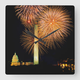 Relógio Quadrado Fourth of July, Firework Display, Skyline