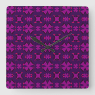 Relógio Quadrado Fuchsia Geotech: A Vibrant Abstract Geometric Text