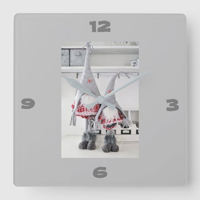 RELÓGIO QUADRADO **GNOME FINLANDÊS DE NATAL** (Frente)